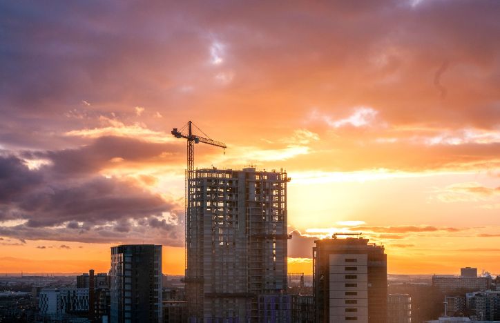 Construction of high rise building in Manchester.jpg