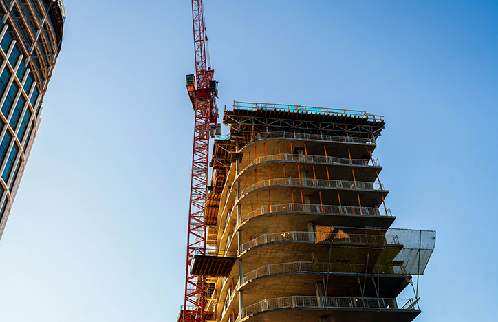 Bulding in London under construction.jpg