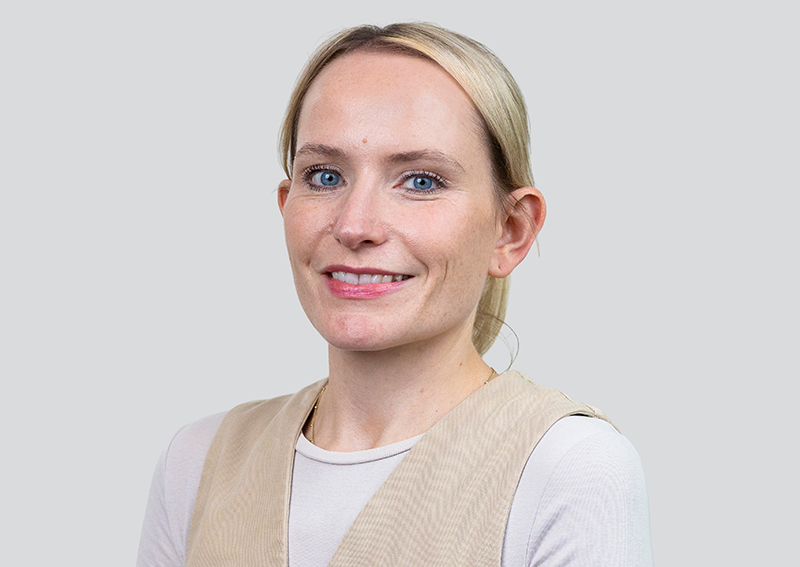 Dayna Bellis Web (2)