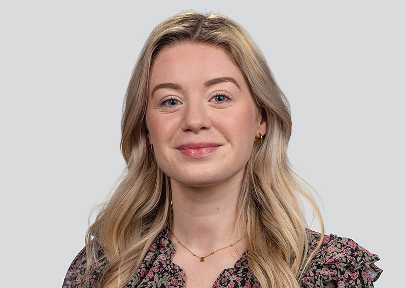 Shannon Heals Digital Photo (1)